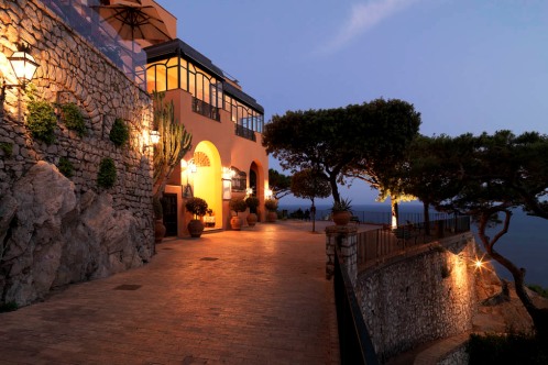 /Media/images/Product_Images/hotelreviews/punta tragara/entrance.jpg